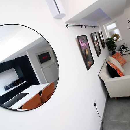 New Spacious 2 Bed Getaway - Private Courtyard! - Underfloor Heating Cardiff Luaran gambar