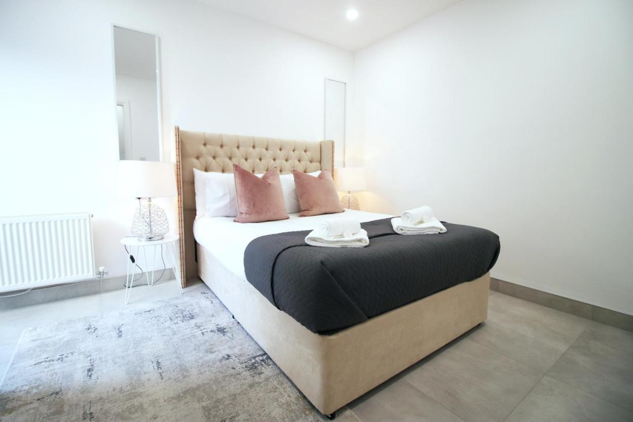 New Spacious 2 Bed Getaway - Private Courtyard! - Underfloor Heating Cardiff Luaran gambar